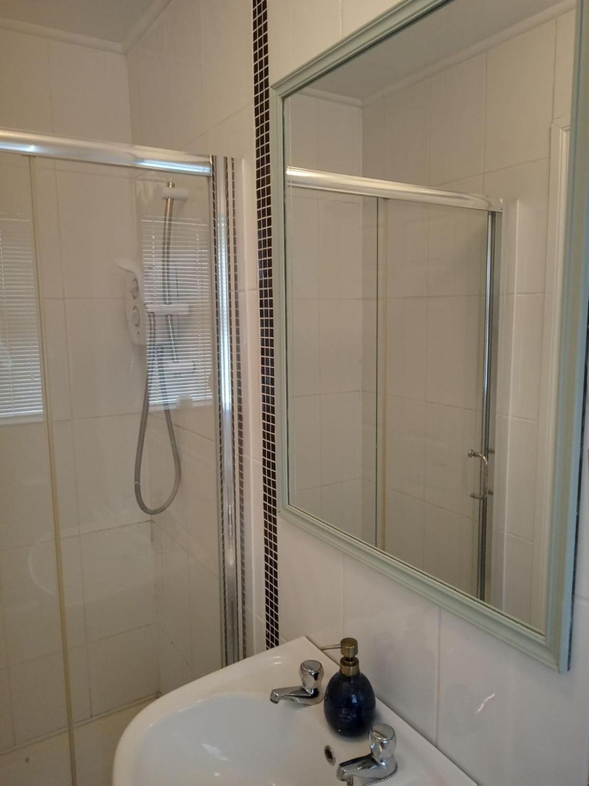 El Roi Guest Accommodation 워터퍼드 외부 사진
